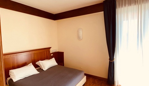 Habitación clásica doble, 1 cama doble, vistas a la ciudad