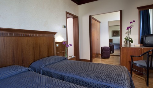 Habitación con 1 cama doble o 2 individuales