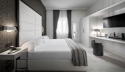 Habitación superior con 1 cama doble o 2 individuales
