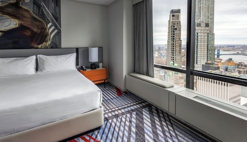 Renovated Premier King - Brooklyn Bridge View - High Floor