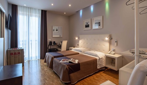 Habitación estándar con 1 cama doble o 2 individuales