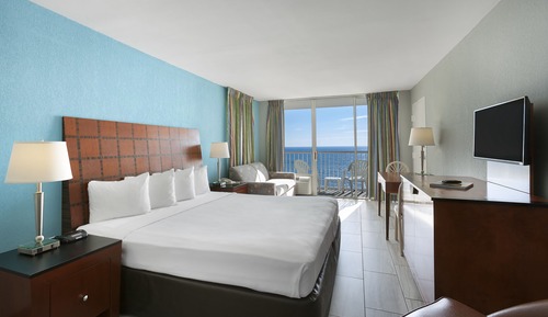 Habitación clásica, 1 cama de matrimonio grande con sofá cama, cocina básica, frente al mar