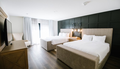 Habitación estándar, 2 camas de matrimonio (Deluxe Double Queen)