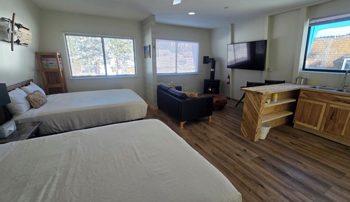 Suite estudio Deluxe, 2 camas de matrimonio, vistas a la montaña