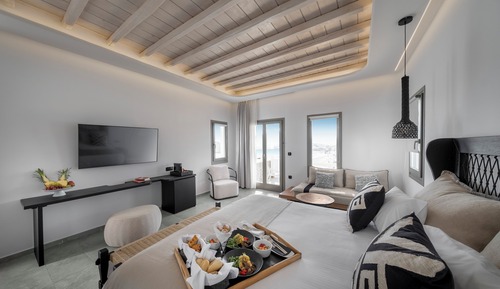 Sky Pool Suite, Sea View, Private Pool