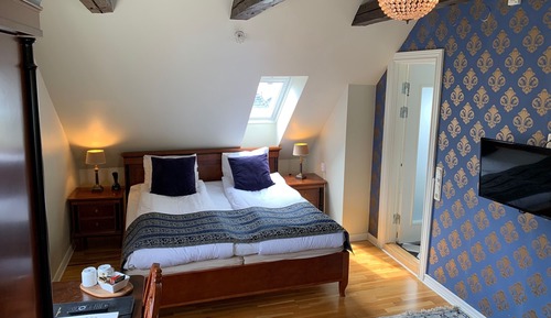 Mini suite