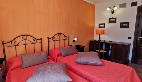 Habitación con 1 cama doble o 2 individuales