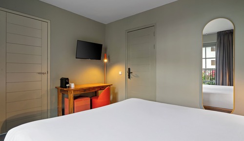 Habitación económica con 1 cama doble o 2 individuales