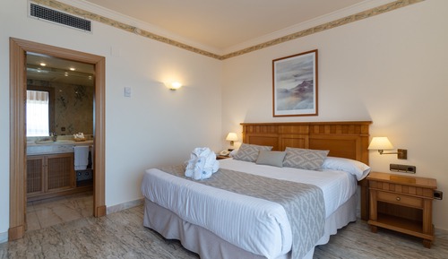 Habitación clásica doble, terraza (2 pax)