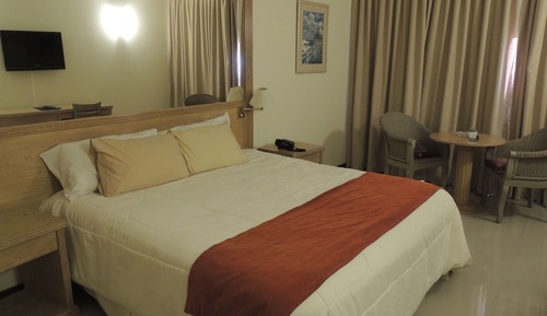 Habitación doble, 1 cama de matrimonio grande, balcón