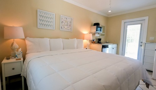 Habitación, 1 cama de matrimonio grande (King Guest Room)