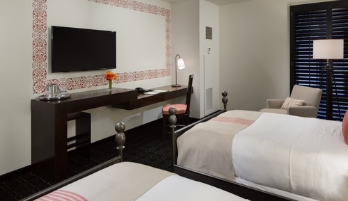 Habitación tradicional doble, 2 camas dobles, accesible para personas con discapacidad