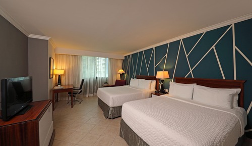 Habitación estándar, 2 camas de matrimonio, balcón
