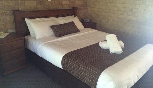 Executive Queen Room