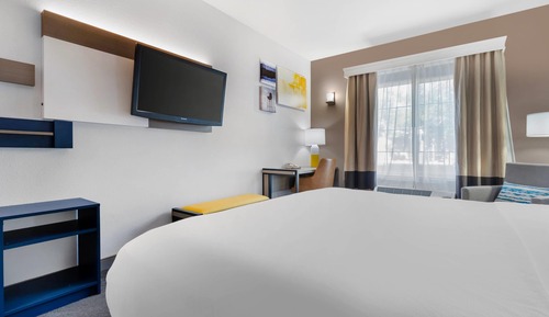 Suite, 1 cama de matrimonio grande, accesible para personas con discapacidad, no fumadores