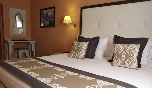 Suite (Prestige)