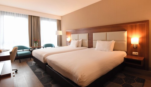 Habitación Premium, 2 camas de matrimonio, vistas al río (River Meuse View)