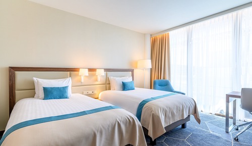 Habitación Premium, 2 camas de matrimonio, vistas al río (River Meuse View)