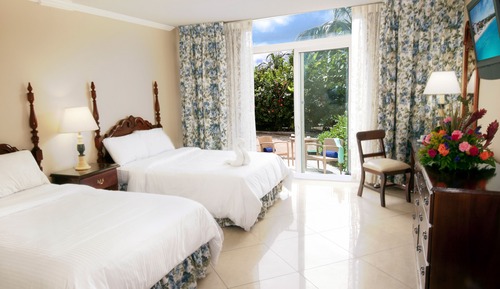 Habitación, patio, vistas al jardín