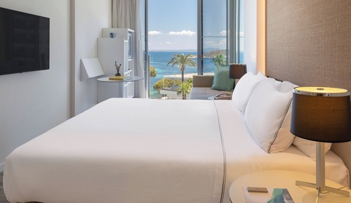 Habitación (Melia Frontal Sea View)