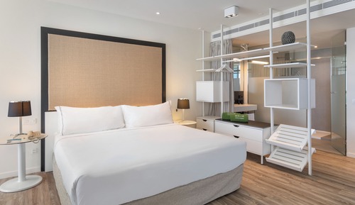 The Level, Suite Grand