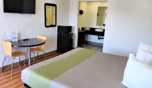 Habitación estándar, 1 cama de matrimonio, accesible para personas con discapacidad, no fumadores