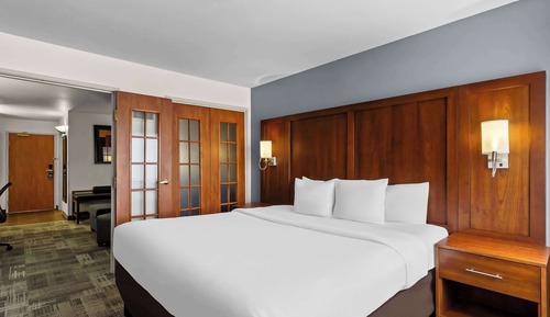 Suite, 1 cama de matrimonio grande con sofá cama, no fumadores