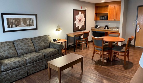 Suite, 1 cama de matrimonio grande, accesible para personas con discapacidad (Second Floor)