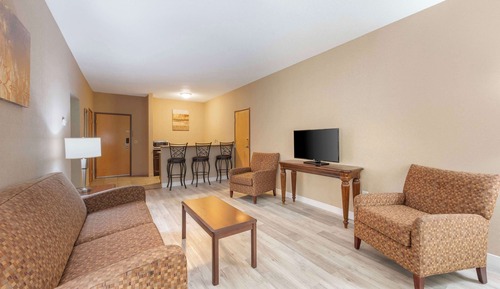 Suite, 1 cama de matrimonio grande, no fumadores, balcón (Separate Living Room)