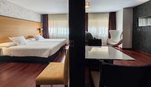 Junior Suite (acceso gratuito al solarium).