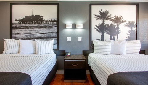 Two Queen Beds