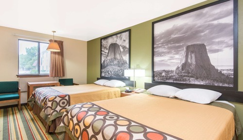 Suite estudio, 2 camas de matrimonio, no fumadores
