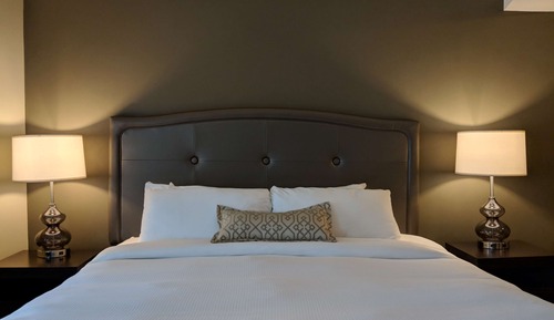 Suite, 1 cama de matrimonio grande, no fumadores, frigorífico y microondas (with Sofabed)