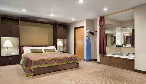 Habitación Business, 1 cama de matrimonio grande, bañera de hidromasaje