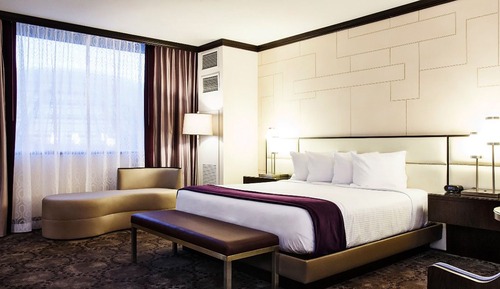 Bayview Tower Suite, 1 King Bed, Non-Smoking