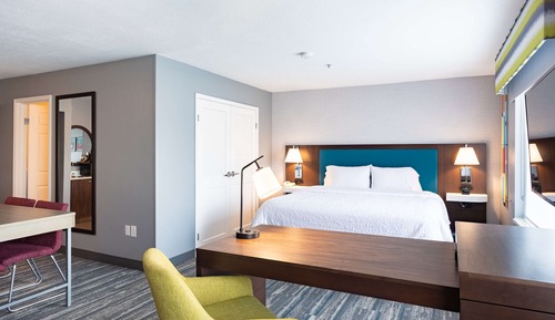 Suite con cama matrim. extragr.