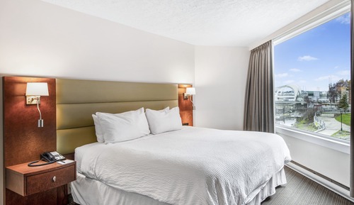 Suite, 1 Bedroom, Partial Harbor View
