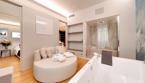 Suite, 1 cama de matrimonio grande, no fumadores, bañera de hidromasaje (Living Room)