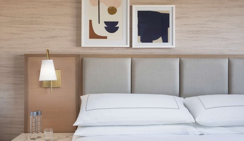 Suite, 1 cama de matrimonio grande, vistas a la ciudad