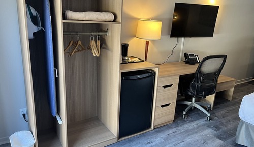 Habitación estándar, 1 cama de matrimonio con sofá cama