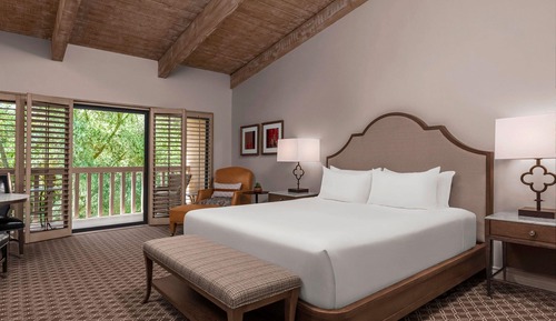 Habitación, patio, vistas al complejo turístico (Resort view Room, Patio entrance)