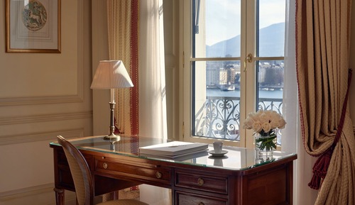 Suite junior, vistas al lago