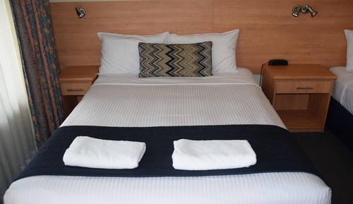 Habitación Deluxe, varias camas, no fumadores (2 queen and 1 single bed)
