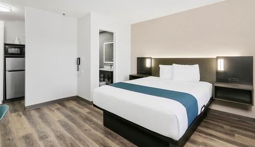 Habitación Deluxe, 1 cama de matrimonio, no fumadores, frigorífico y microondas