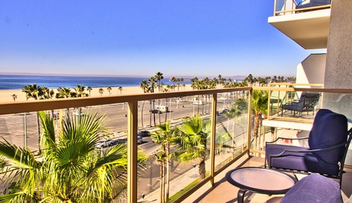 Suite estudio, 1 cama de matrimonio grande, frente al mar (Huntington Tower)