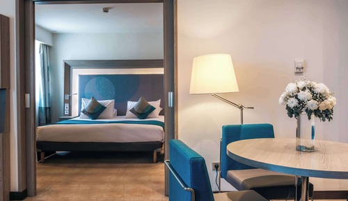 Suite, 1 cama de matrimonio grande con sofá cama