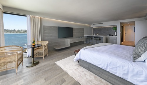 Ático, 1 cama de matrimonio grande, en esquina (Pines Corner Penthouse Suite)