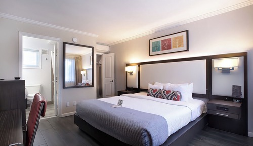 Habitación Deluxe, 1 cama de matrimonio grande, bañera (Non Smoking 1 King Room)
