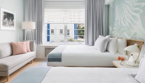 Habitación básica, 2 camas de matrimonio
