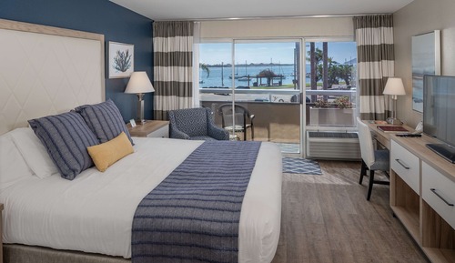 Habitación estándar, 1 cama de matrimonio grande, balcón, vistas a la bahía